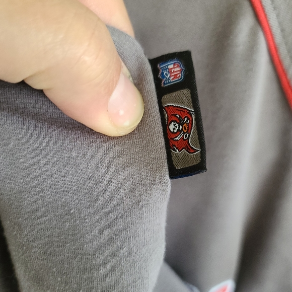 Reebok Tampa Bay Buccaneers Sweatshirt Mens LG Gray NFL Football Reebok Sweater - Picture 7 of 10